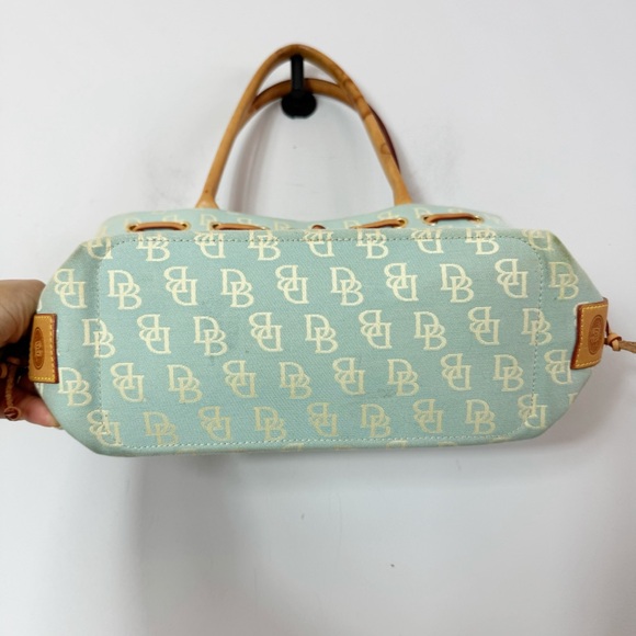 Dooney & Bourke Vintage Blue Cream Signature Fabric Shoulder Bag Canvas Leather - Picture 10 of 16